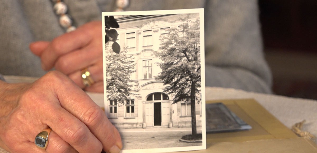 : Das ehemalige Wohnhaus der Familie Aubin in Liberec/Reichenberg, Interview 2015, (c) Georg Traska