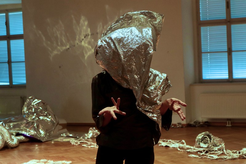 : which dances – or how to imagine a future beyond extraction © Sabina Holzer