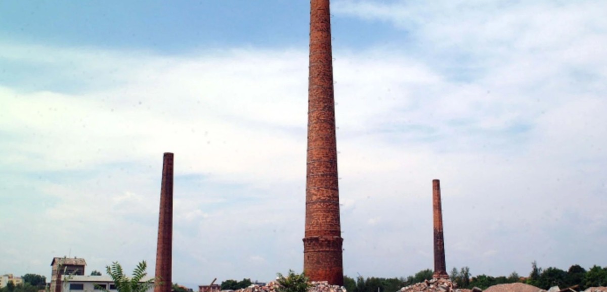 : „Müll-Safari“ in Celje auf den Spuren ausgedienter Industrie. Screenshot: www.throwaway-history.eu