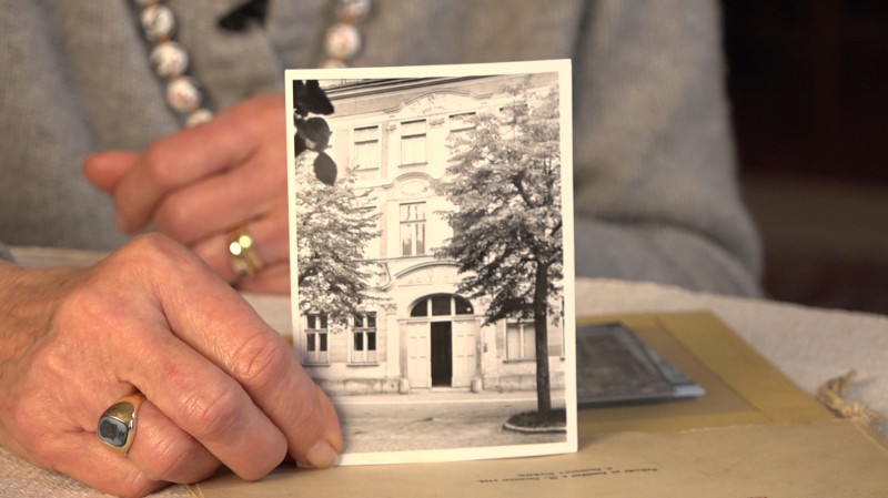 : Das ehemalige Wohnhaus der Familie Aubin in Liberec/Reichenberg, Interview 2015, (c) Georg Traska