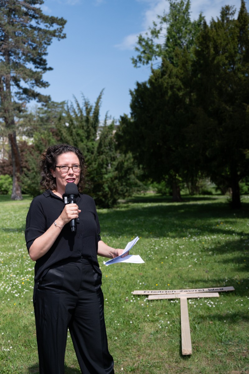 Linda Erker bei der Straßenbenennung am 3.5.2025. Foto: DÖW, Daniel Shaked