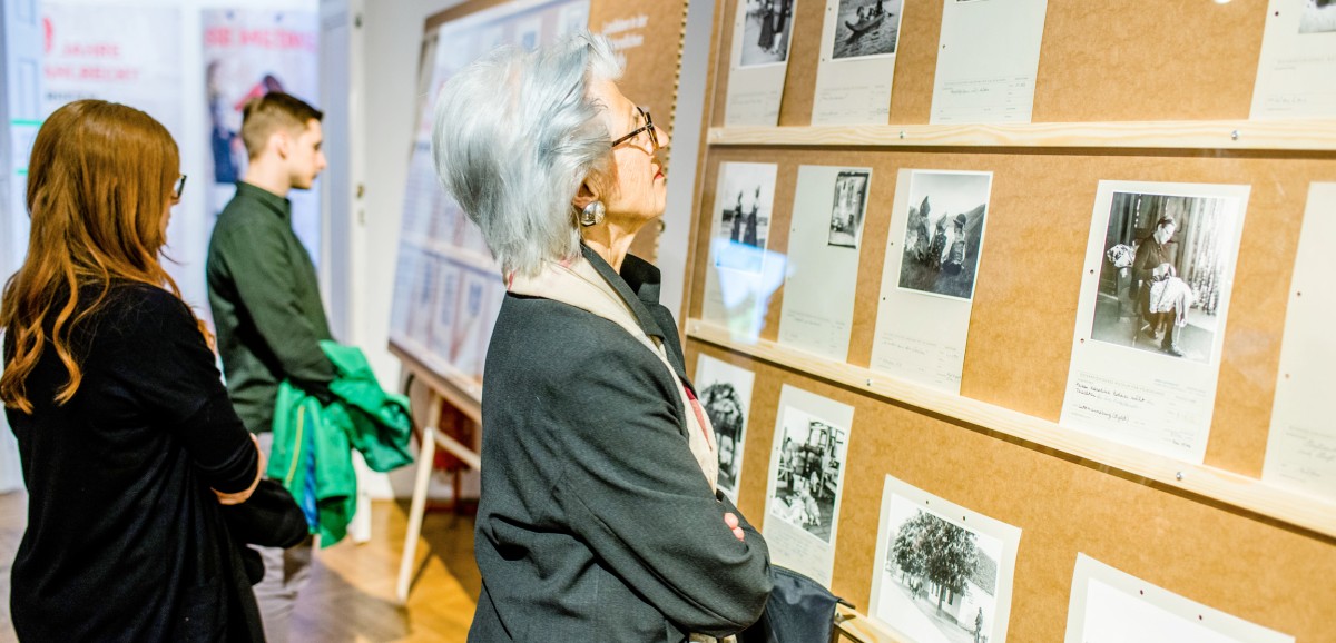 : Ausstellung RETROPIA. Sprechen über Sehnsuchtsbilder vom Land. Foto: kollektiv fischka / kramar © Volkskundemuseum Wien