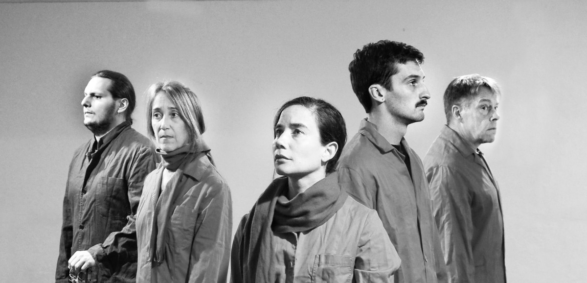 : "Stammbuch 1938 – Nachrichten aus der Barbarei" von Zenith Productions © Armin Bardel
