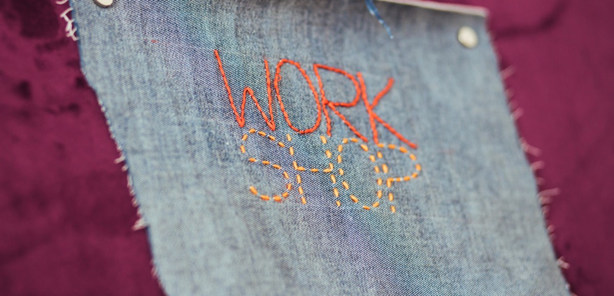 : Werkstatt: Visible Mending mit RESI Slowfashion. re:pair FESTIVAL. Foto: Kollektiv Fischka / Stefanie Freynschlag