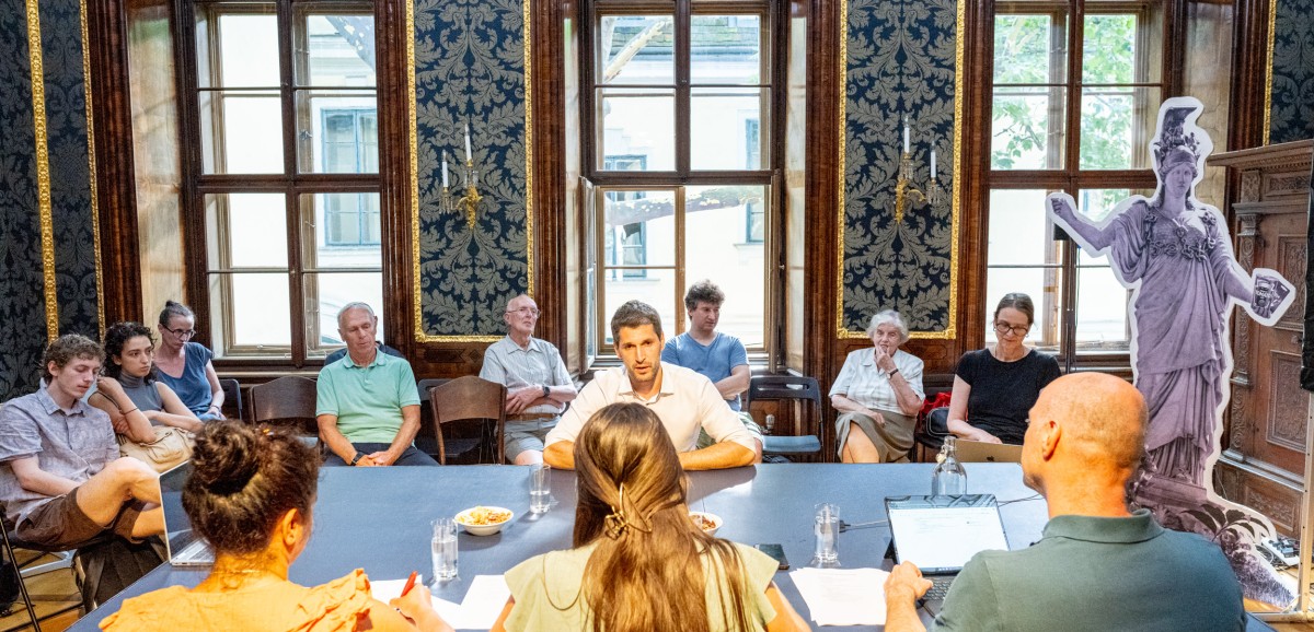 : Parteiengespräch mit den GRÜNEN am 8.7.2024. Foto: Kollektiv Fischka / Kramar