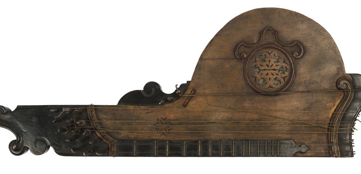 : Kratzzither (18. Jh.) aus der Sammlung Siegfried Fuchs | ÖMV/44080, 1939 inventarisiert, 2016 restituiert | Foto: Christa Knott © Volkskundemuseum Wien